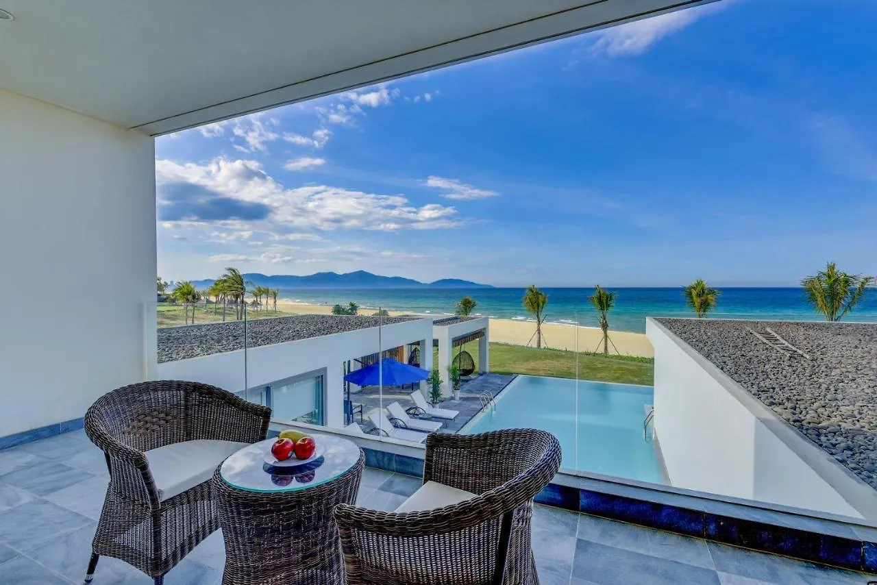 Luxury Pool Villa Close To The Private Beach Da Nang 0*,
