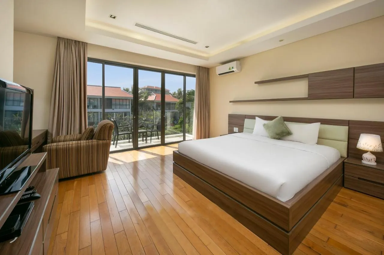 Luxury Pool Villa Close To The Private Beach Da Nang Vietnam