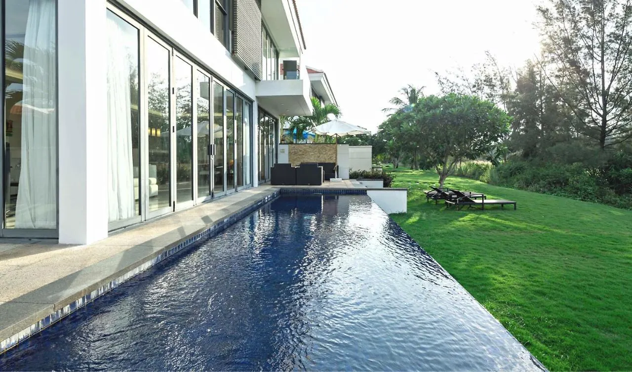 Luxury Pool Villa Close To The Private Beach Da Nang 0*,