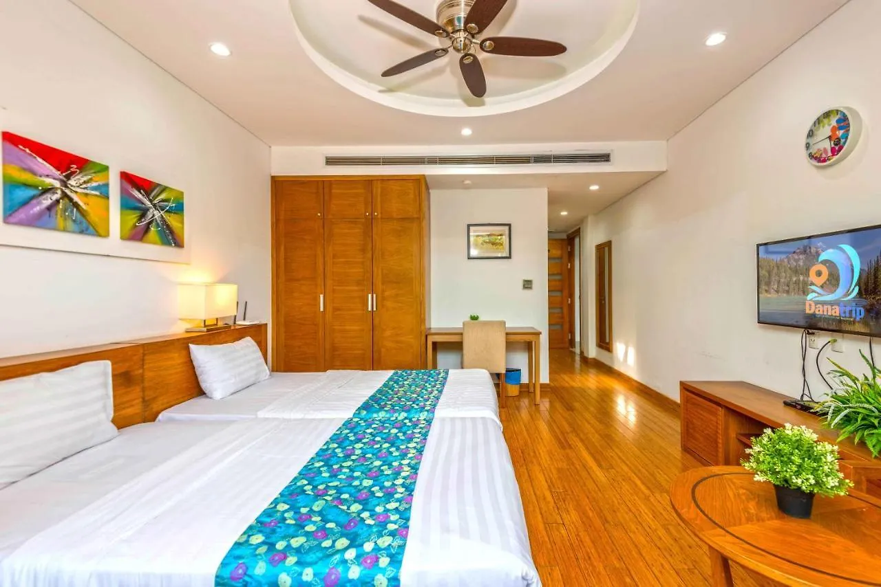 Luxury Pool Villa Close To The Private Beach Da Nang