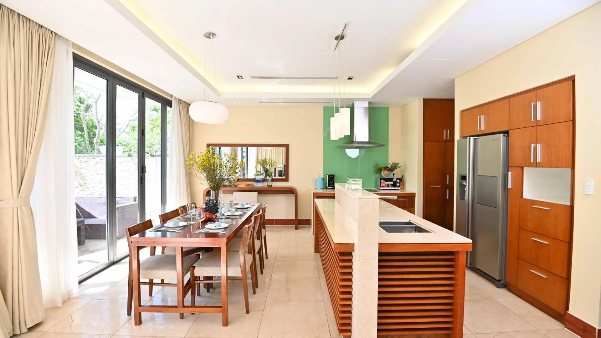 Luxury Pool Villa Close To The Private Beach Da Nang